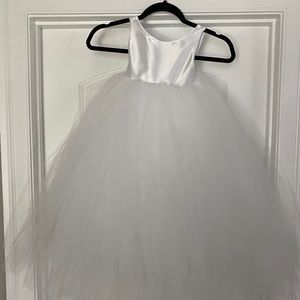 BRAND NEW CUSTOM FLOWER GIRL DRESS